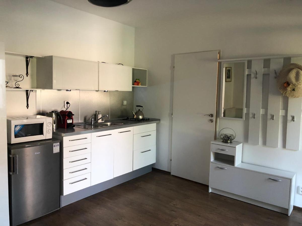 Apartman U Jezirka Velke Prilepy Zewnętrze zdjęcie