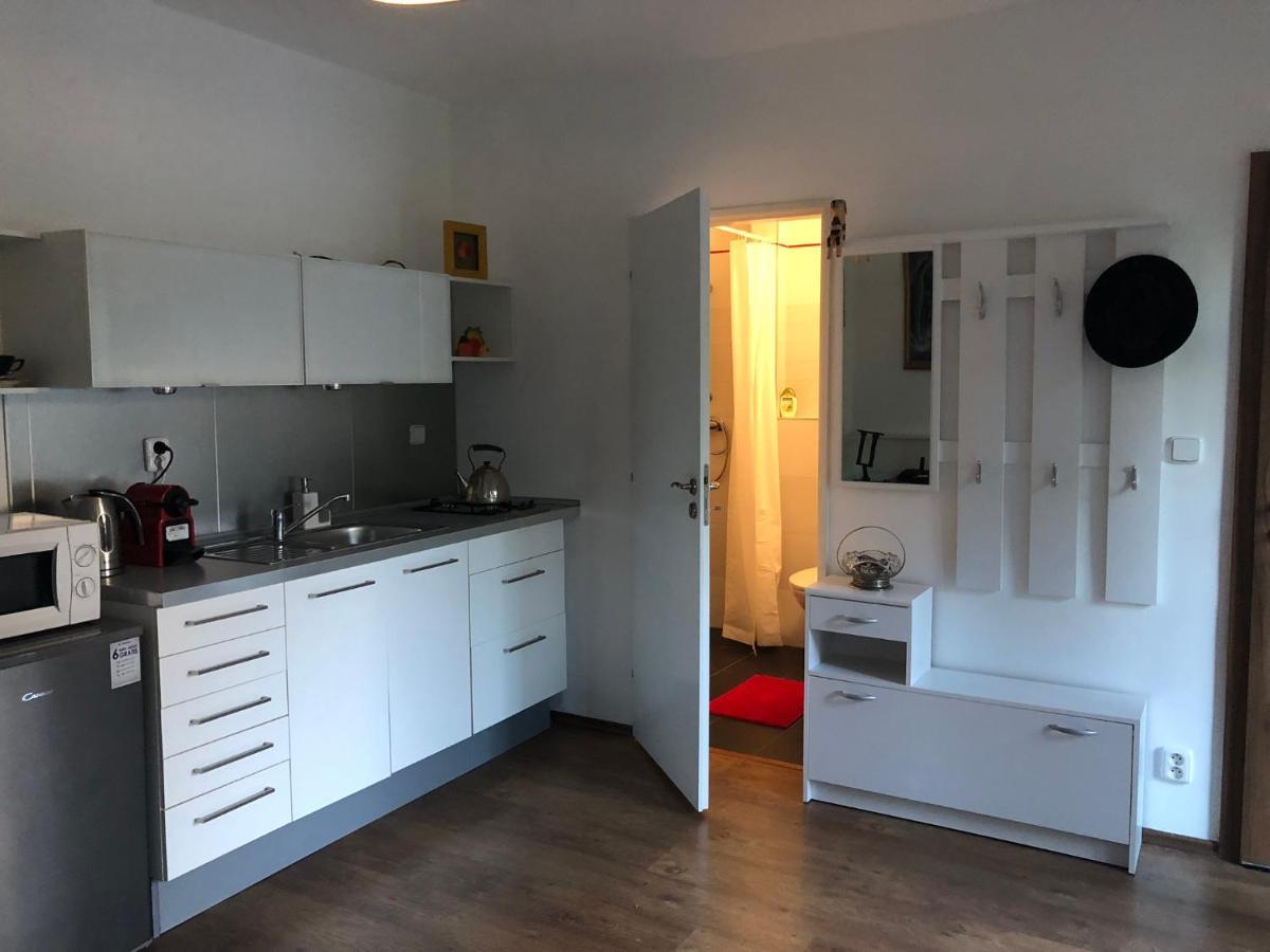 Apartman U Jezirka Velke Prilepy Zewnętrze zdjęcie